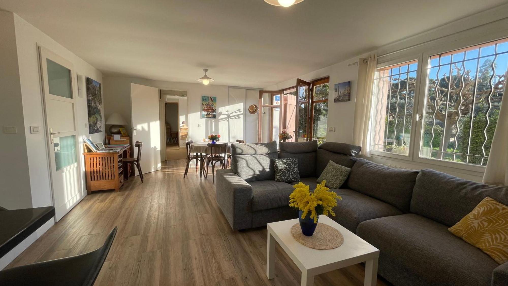 Large Private Garden, Quiet 2-Bedroom Apartment, Air Conditioning, Wifi, Parking Cassis Exterior foto