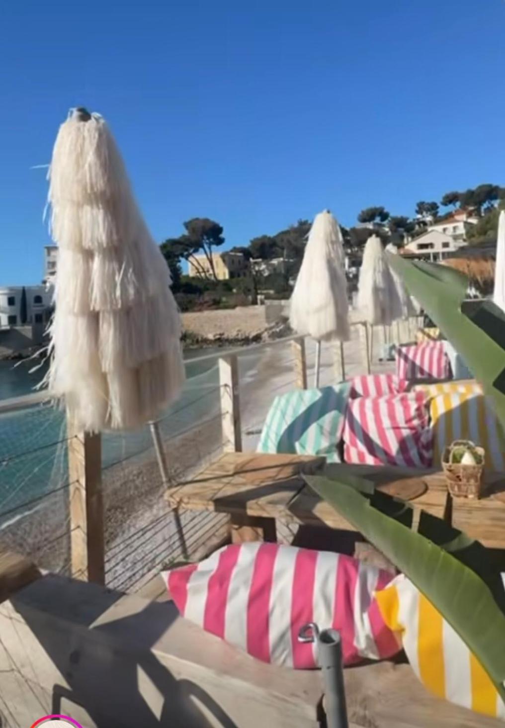 Large Private Garden, Quiet 2-Bedroom Apartment, Air Conditioning, Wifi, Parking Cassis Exterior foto