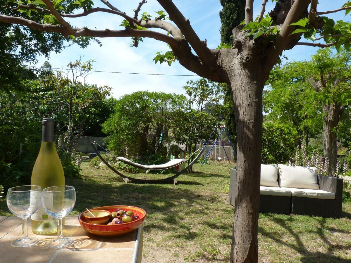 Large Private Garden, Quiet 2-Bedroom Apartment, Air Conditioning, Wifi, Parking Cassis Exterior foto