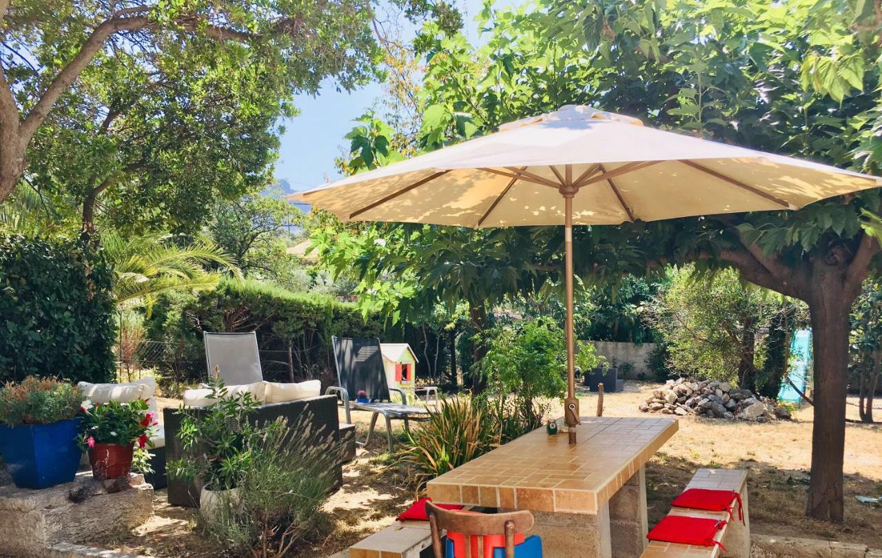 Large Private Garden, Quiet 2-Bedroom Apartment, Air Conditioning, Wifi, Parking Cassis Exterior foto